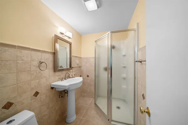 $784,900 | 17403 Cedar Placid Lane, Houston, TX 77068