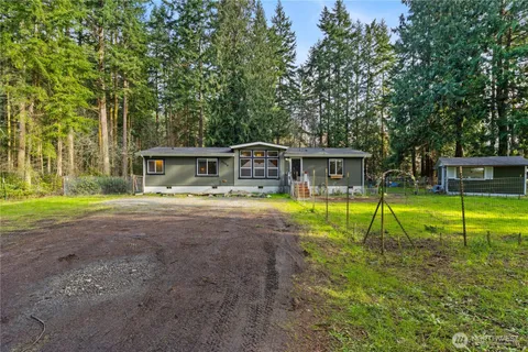 $440,000 | 17298 State Rte 20, Coupeville, WA 98239