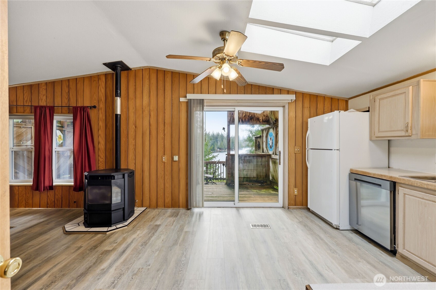 2120 Northeast Tahuya Blacksmith Road Tahuya, WA 98588 - Photo 16 of 40