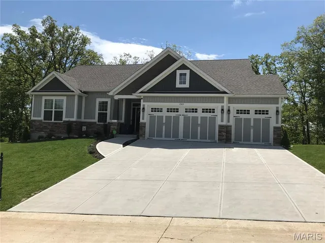$499,900 | 1603 Sugar Creek Drive, Festus, MO 63028