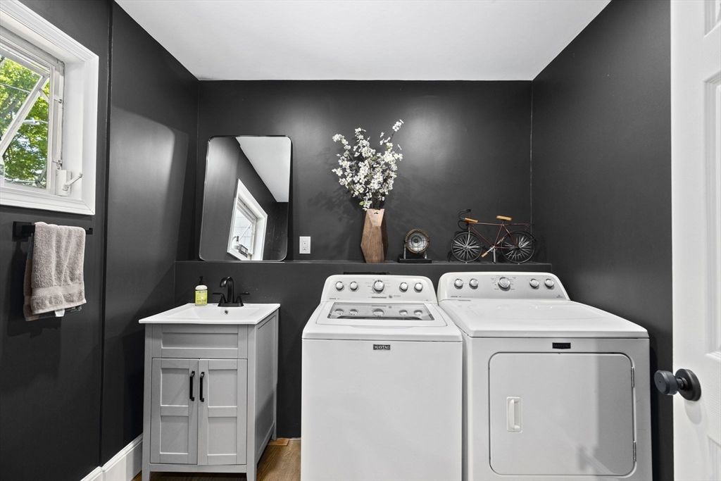81 Ocean View Road Swampscott, MA 01907 - Photo 12 of 38 a utility room with dryer and washer