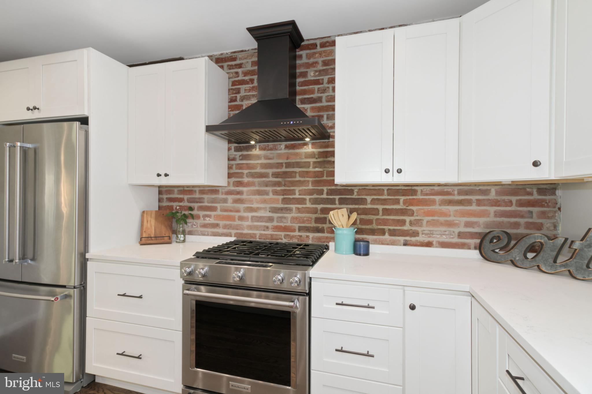 3909 Hawthorne Road Ellicott City, MD 21042 - Photo 11 of 43 Kitchen