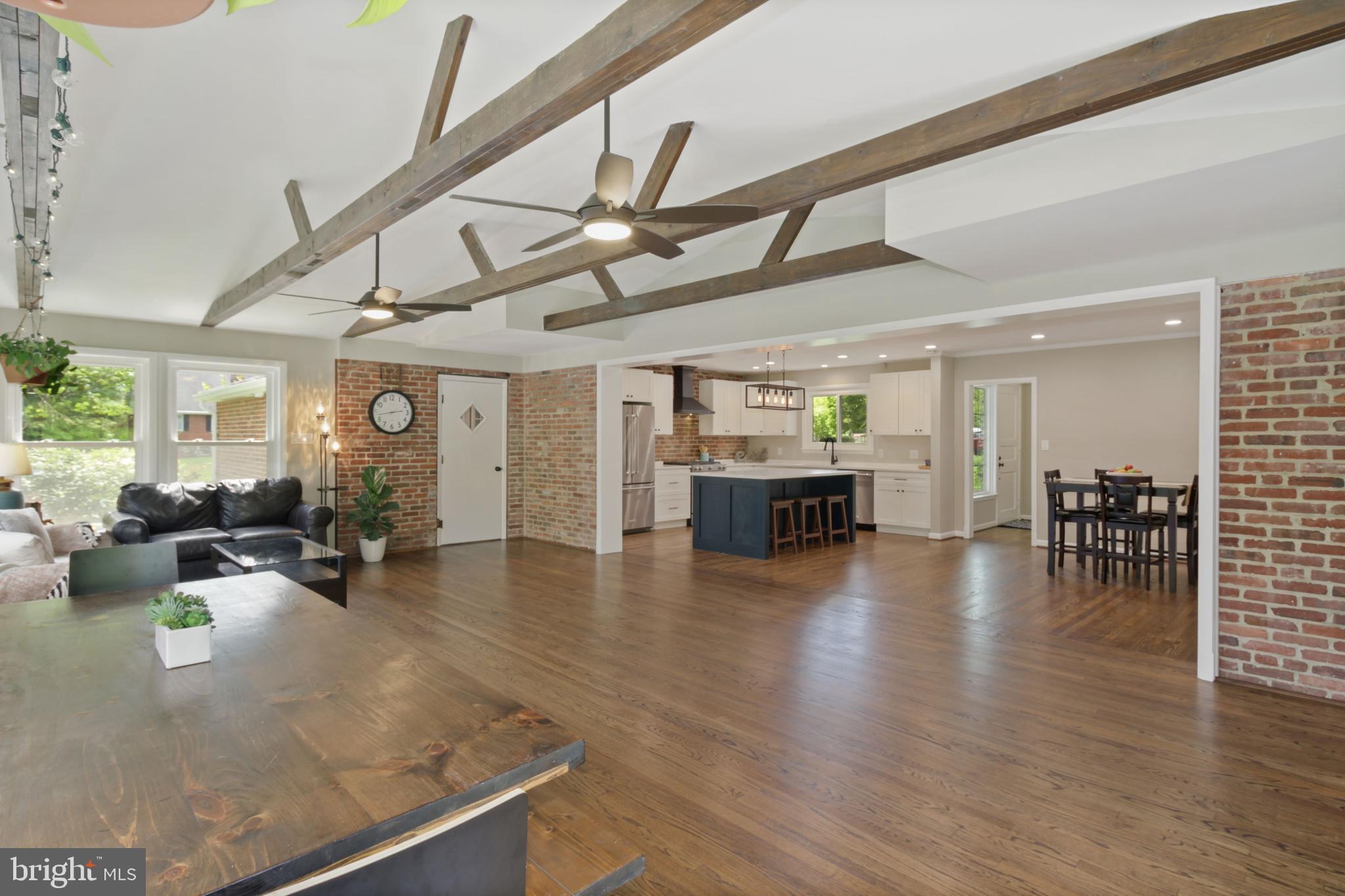 3909 Hawthorne Road Ellicott City, MD 21042 - Photo 15 of 43 Great Room