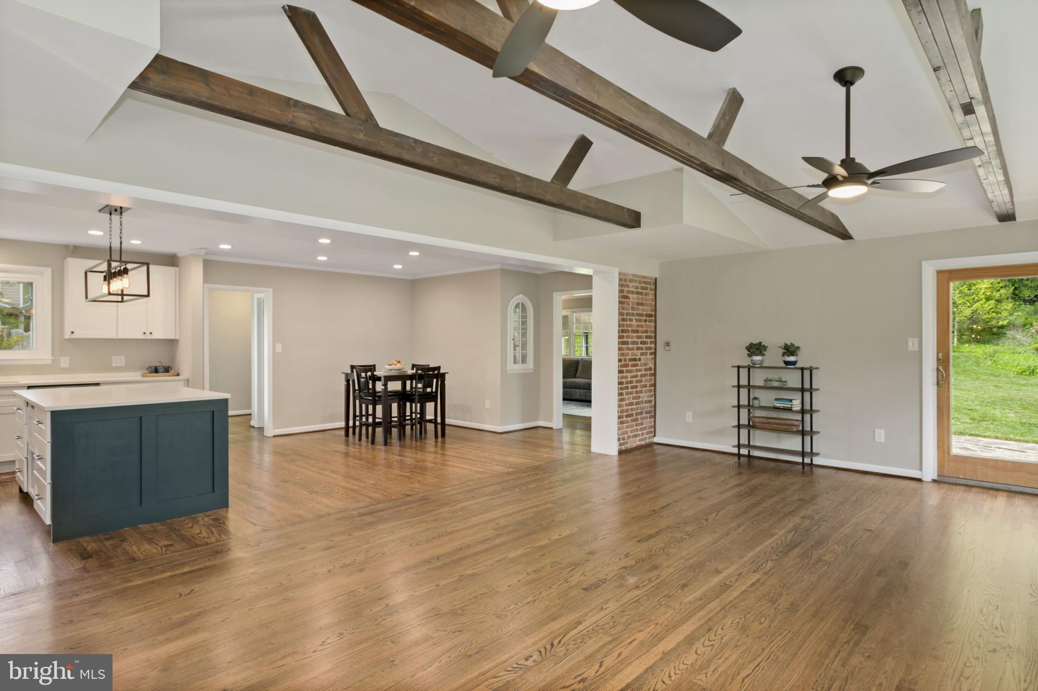 3909 Hawthorne Road Ellicott City, MD 21042 - Photo 18 of 43 Great Room