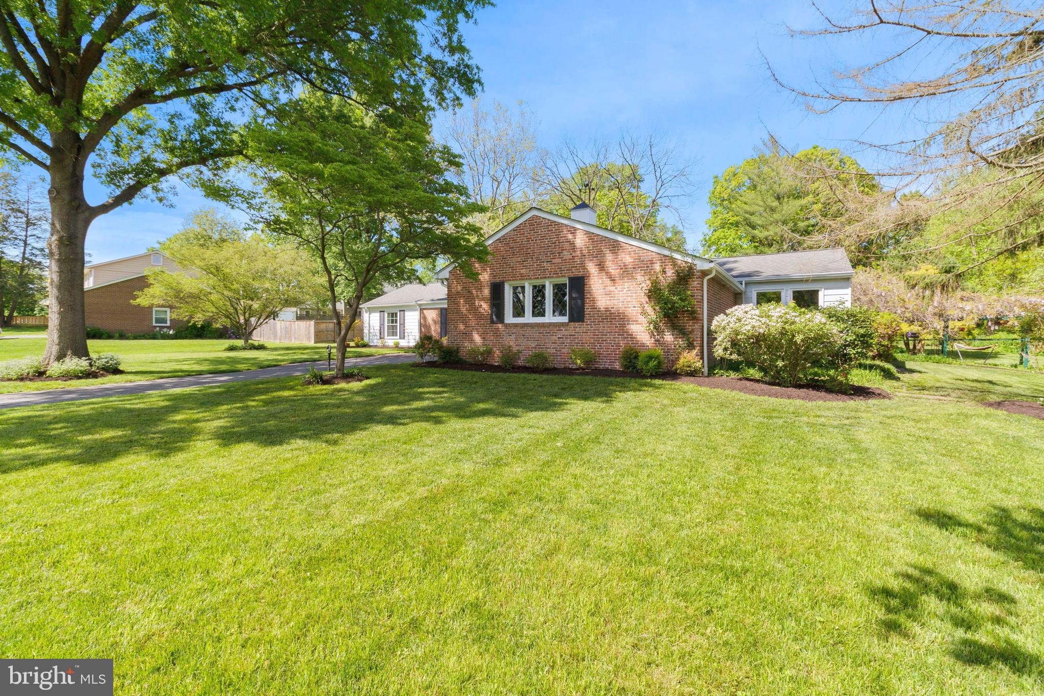 3909 Hawthorne Road Ellicott City, MD 21042 - Photo 3 of 43 Front View