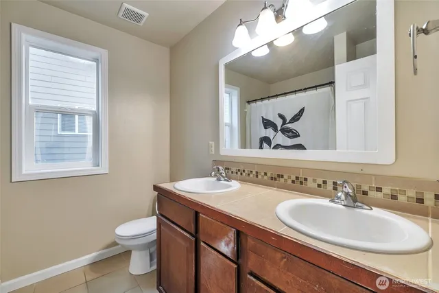 $550,000 | 7819 164th Street East, Puyallup, WA 98375