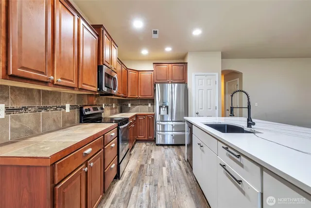 $550,000 | 7819 164th Street East, Puyallup, WA 98375