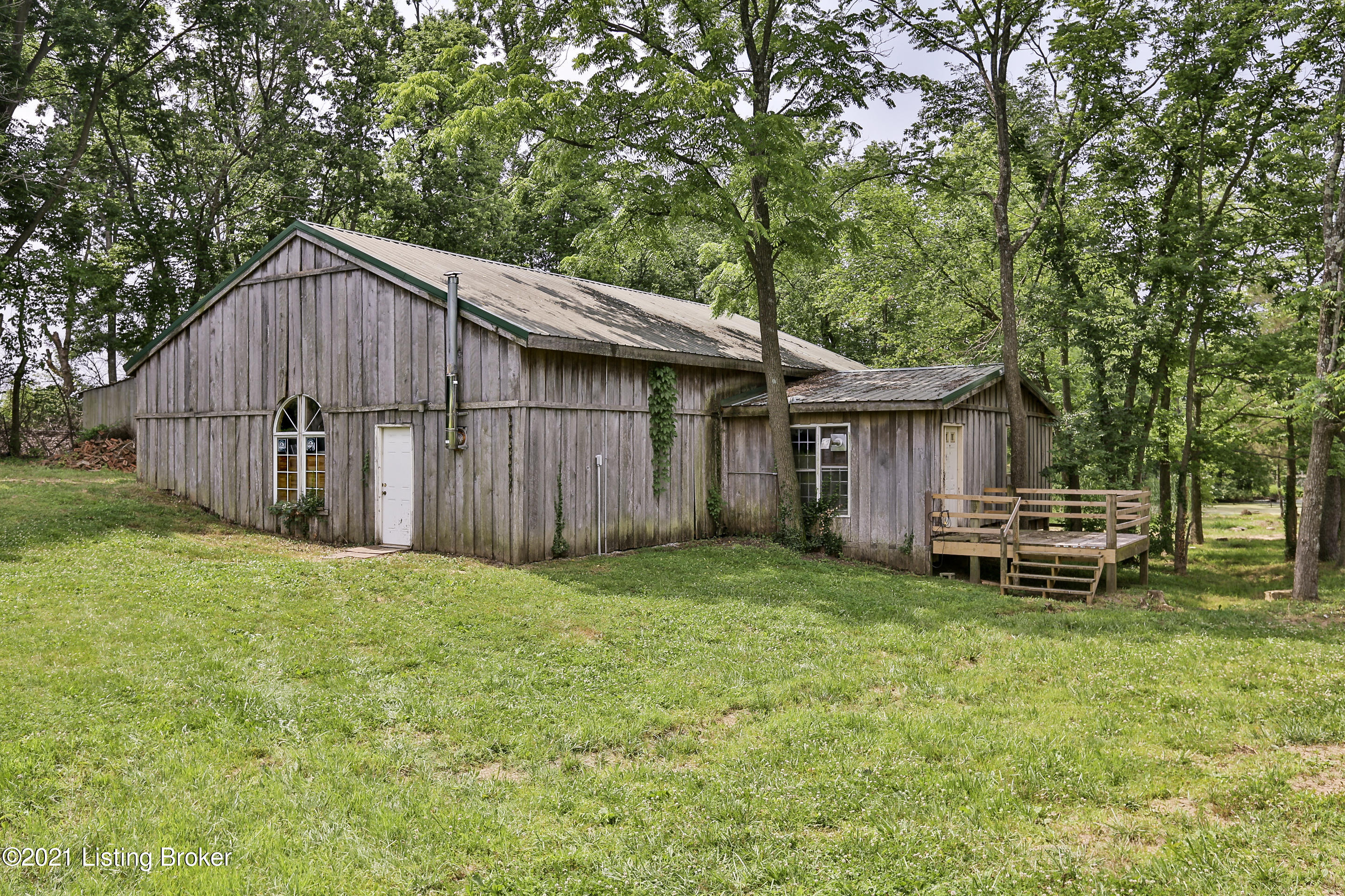 455 Veechdale Road Simpsonville, KY 40067 - Photo 38 of 39 CT6C7428