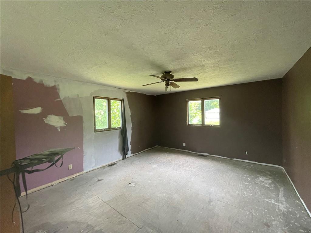 7154 7th Street Rosedale, IN 47874 - Photo 3 of 3