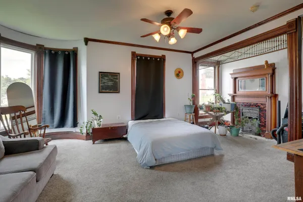 $190,000 | 222 West New Street, Palmyra, MO 63461