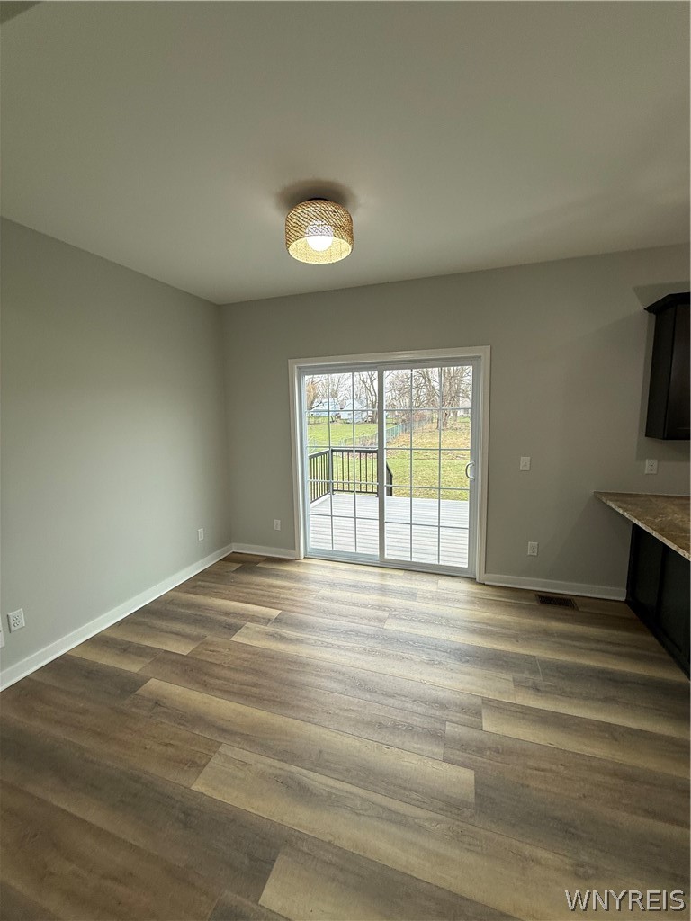 5156 Berg Road Buffalo, NY 14218 - Photo 11 of 31 Dining room