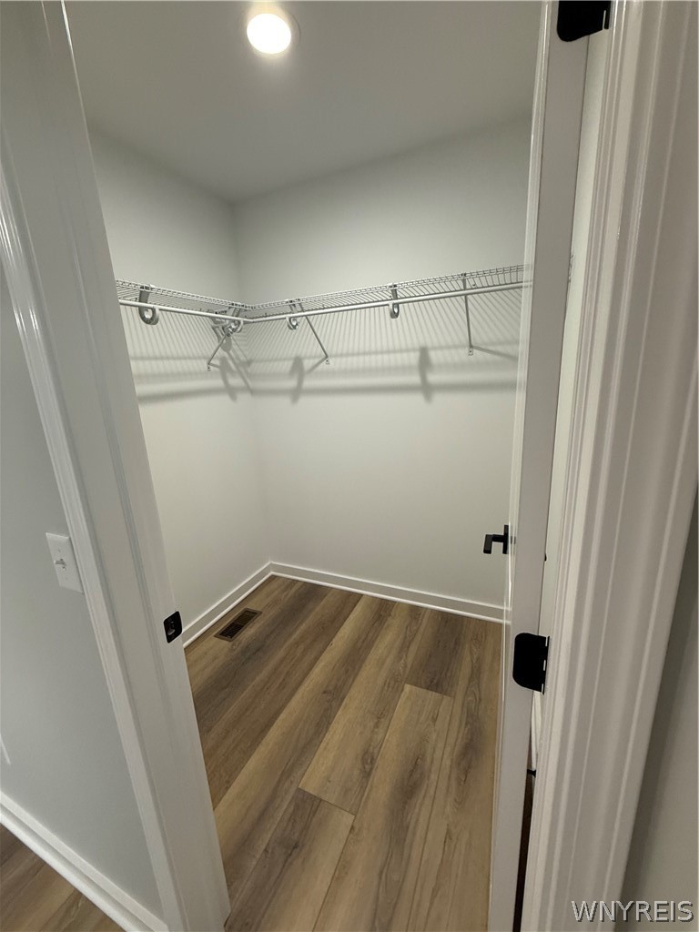 5156 Berg Road Buffalo, NY 14218 - Photo 17 of 31 1st bedroom closet