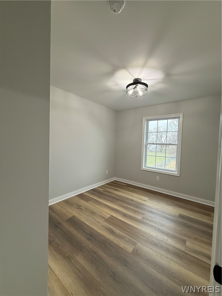 5156 Berg Road Buffalo, NY 14218 - Photo 24 of 31 3rd bedroom