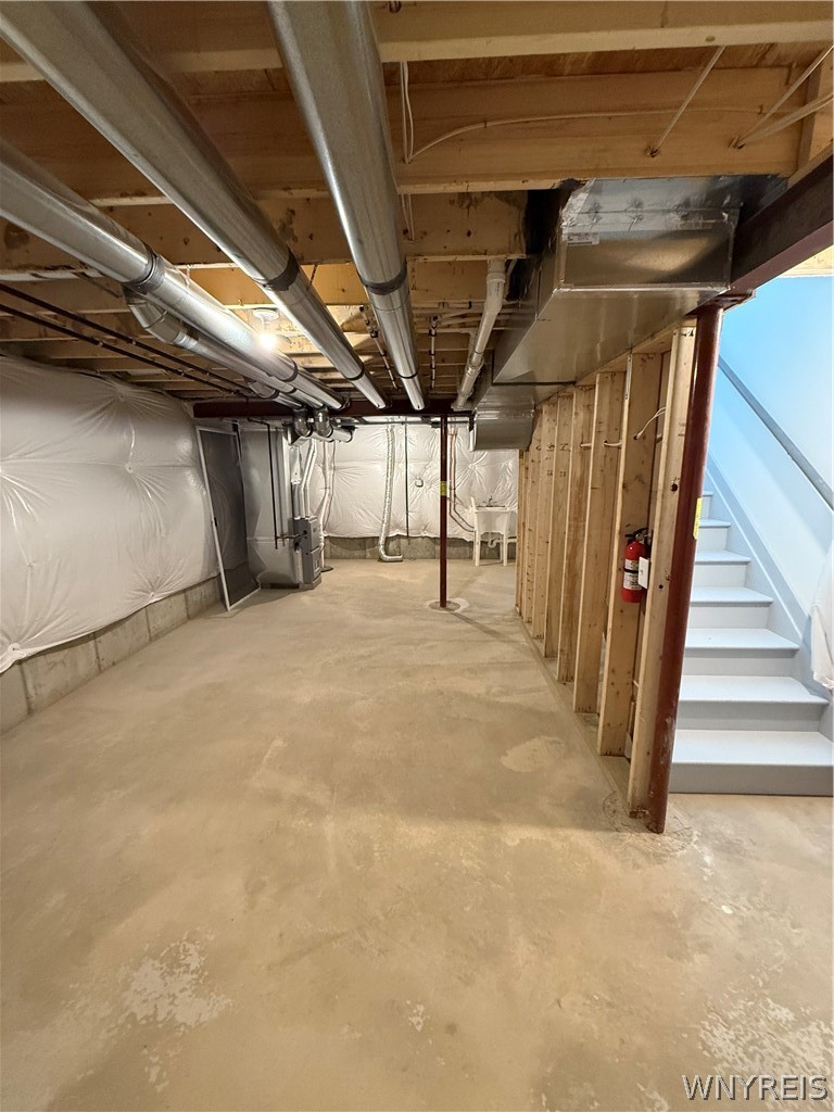 5156 Berg Road Buffalo, NY 14218 - Photo 28 of 31 Basement