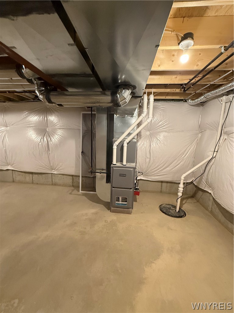 5156 Berg Road Buffalo, NY 14218 - Photo 29 of 31 Basement