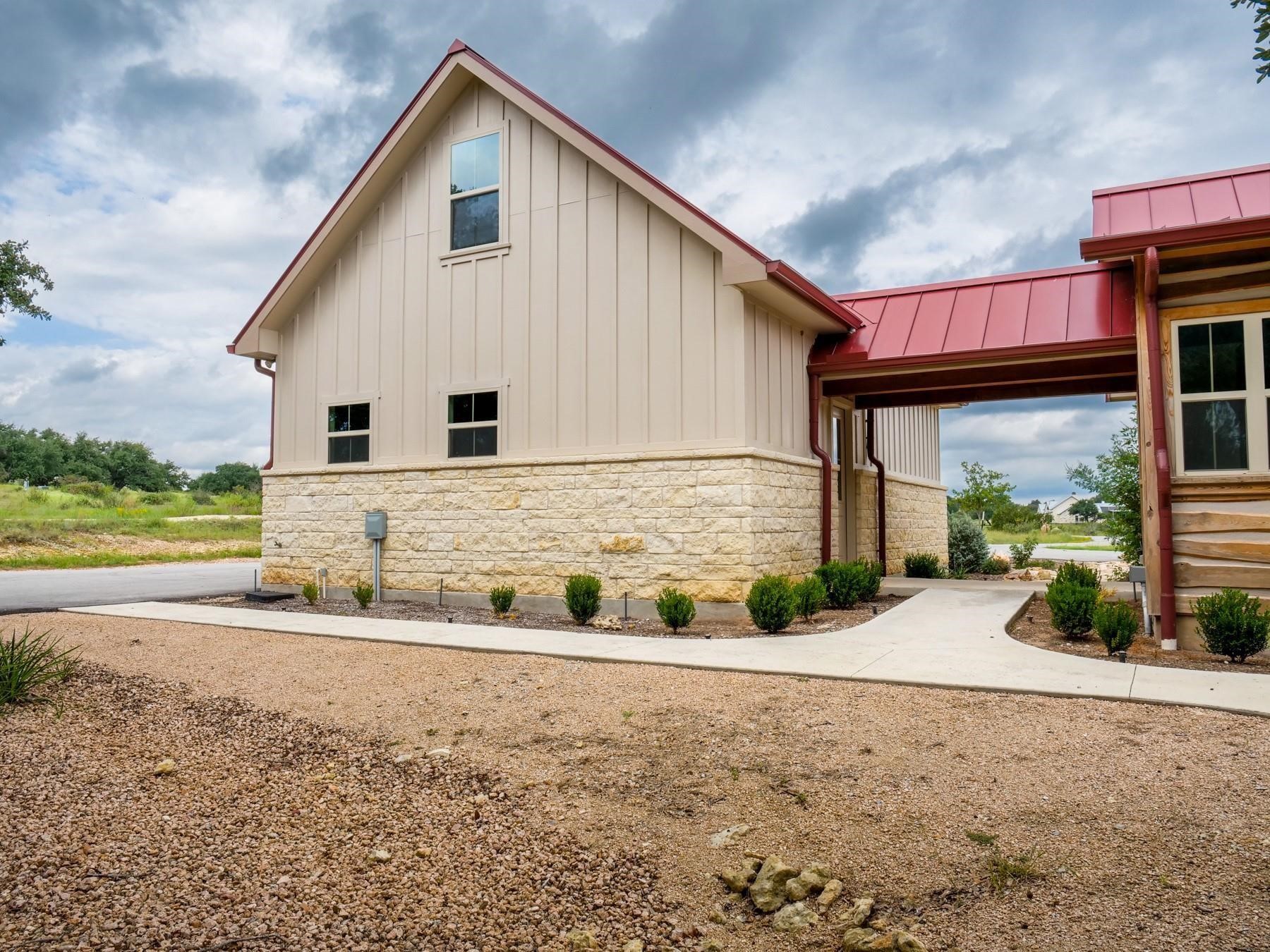 529 Vista Rdg Drive Round Mountain, TX 78663 - Photo 36 of 40