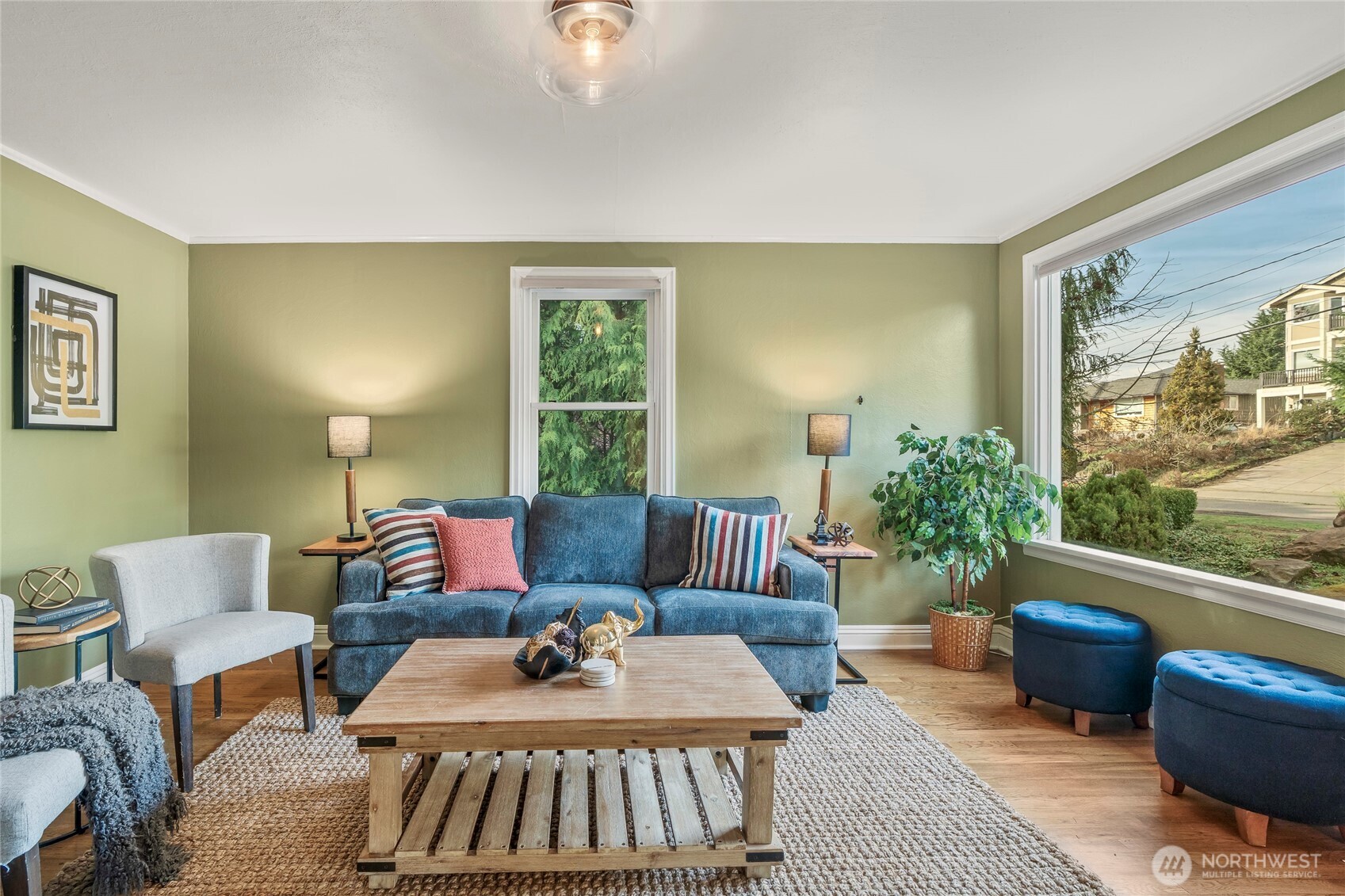 5145 South Myrtle Street Seattle, WA 98118 - Photo 4 of 40