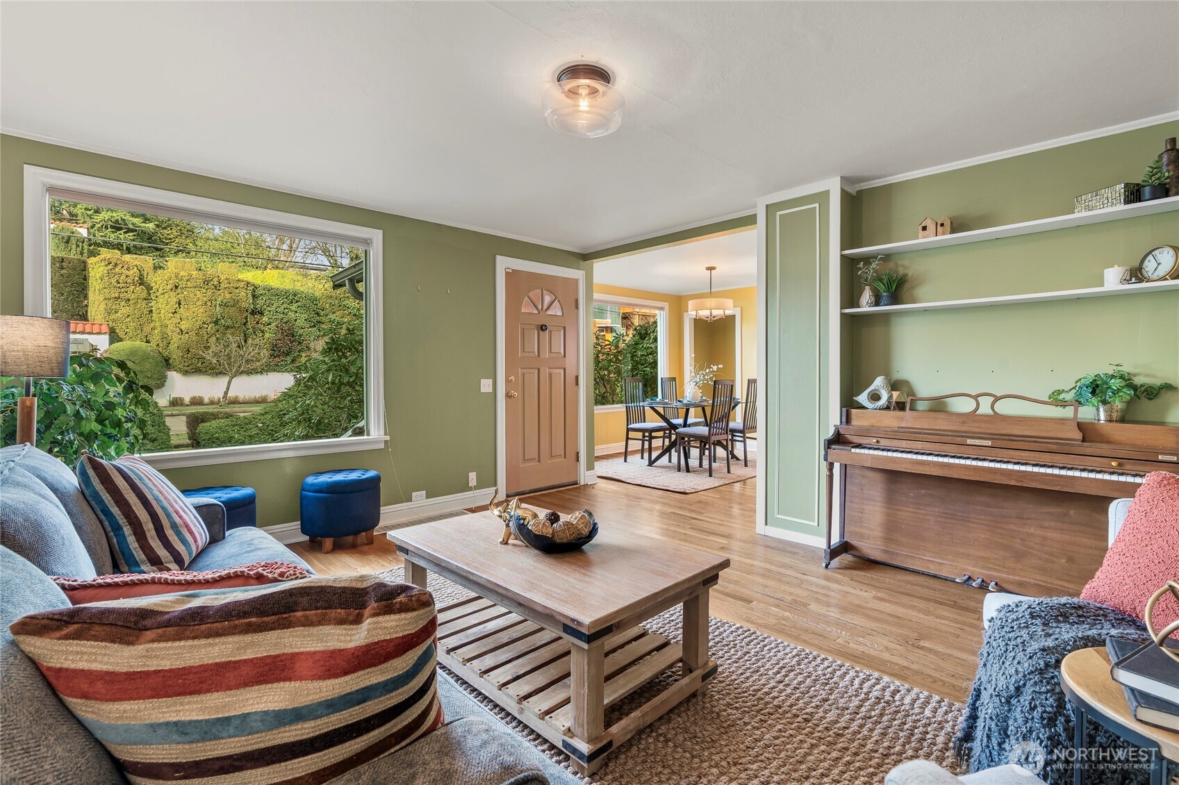 5145 South Myrtle Street Seattle, WA 98118 - Photo 5 of 40