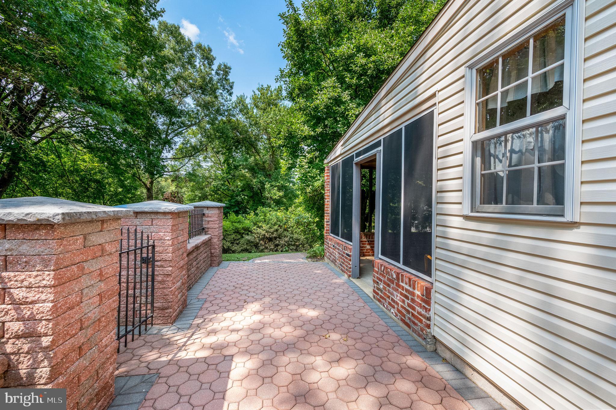 603 Street Road West Chester, PA 19382 - Photo 9 of 41 Side Courtyard