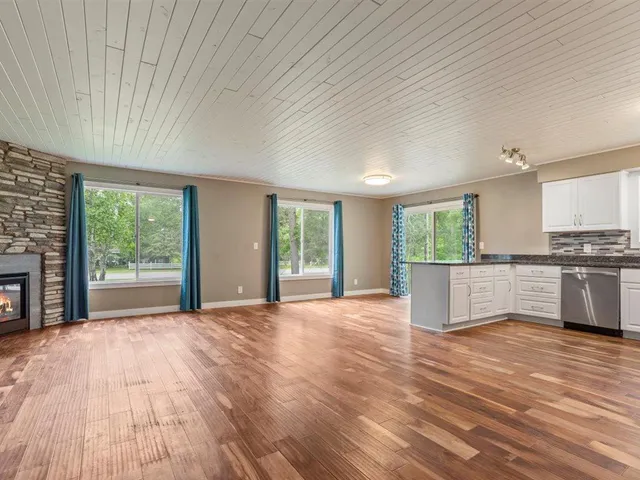 $344,900 | 4626 Gull Lake Dam Road, Brainerd, MN 56401