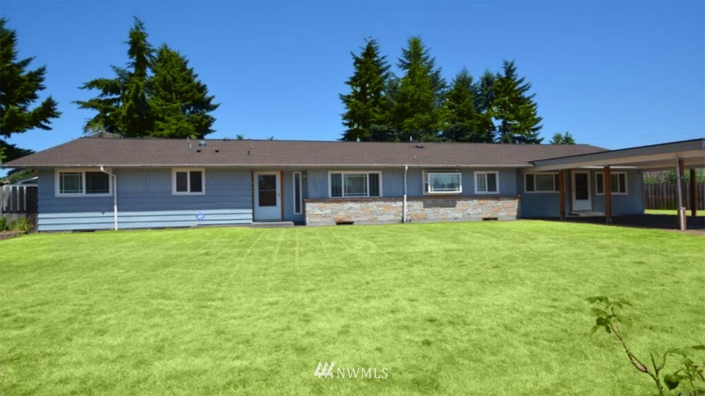 5211 Arrowhead Road Southwest Lakewood, WA 98499 - Photo 1 of 22 Gallery Image 1