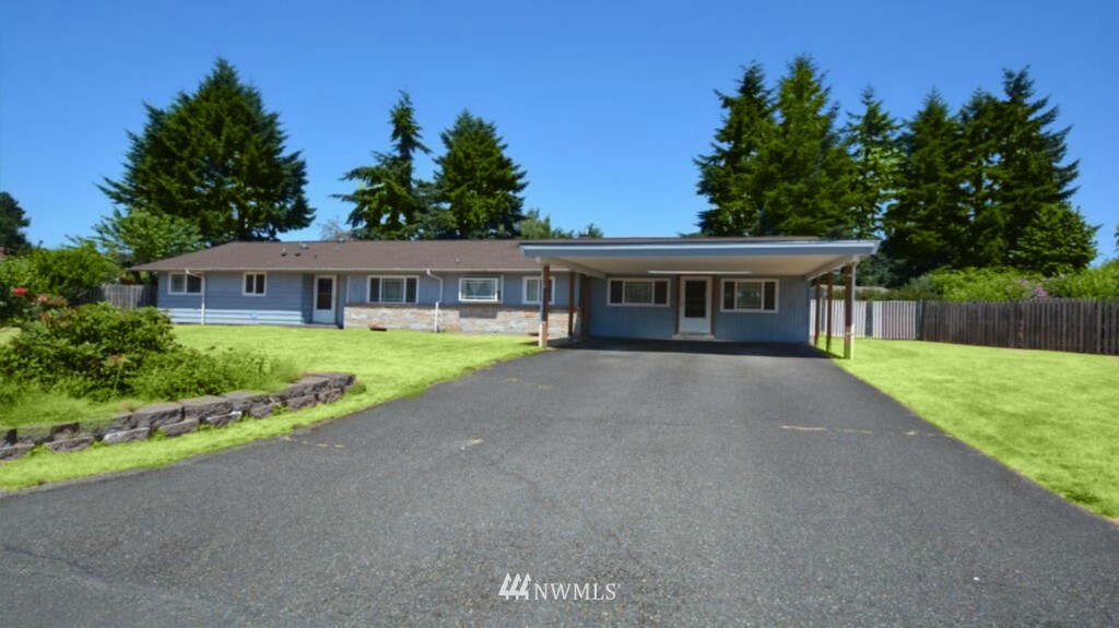 5211 Arrowhead Road Southwest Lakewood, WA 98499 - Photo 2 of 22 Gallery Image 2