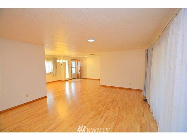5211 Arrowhead Road Southwest Lakewood, WA 98499 - Photo 14 of 22 Gallery Image 14