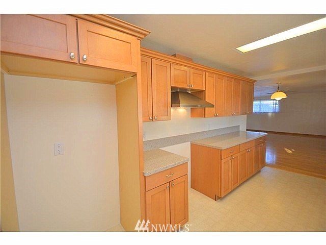 5211 Arrowhead Road Southwest Lakewood, WA 98499 - Photo 6 of 22 Gallery Image 6