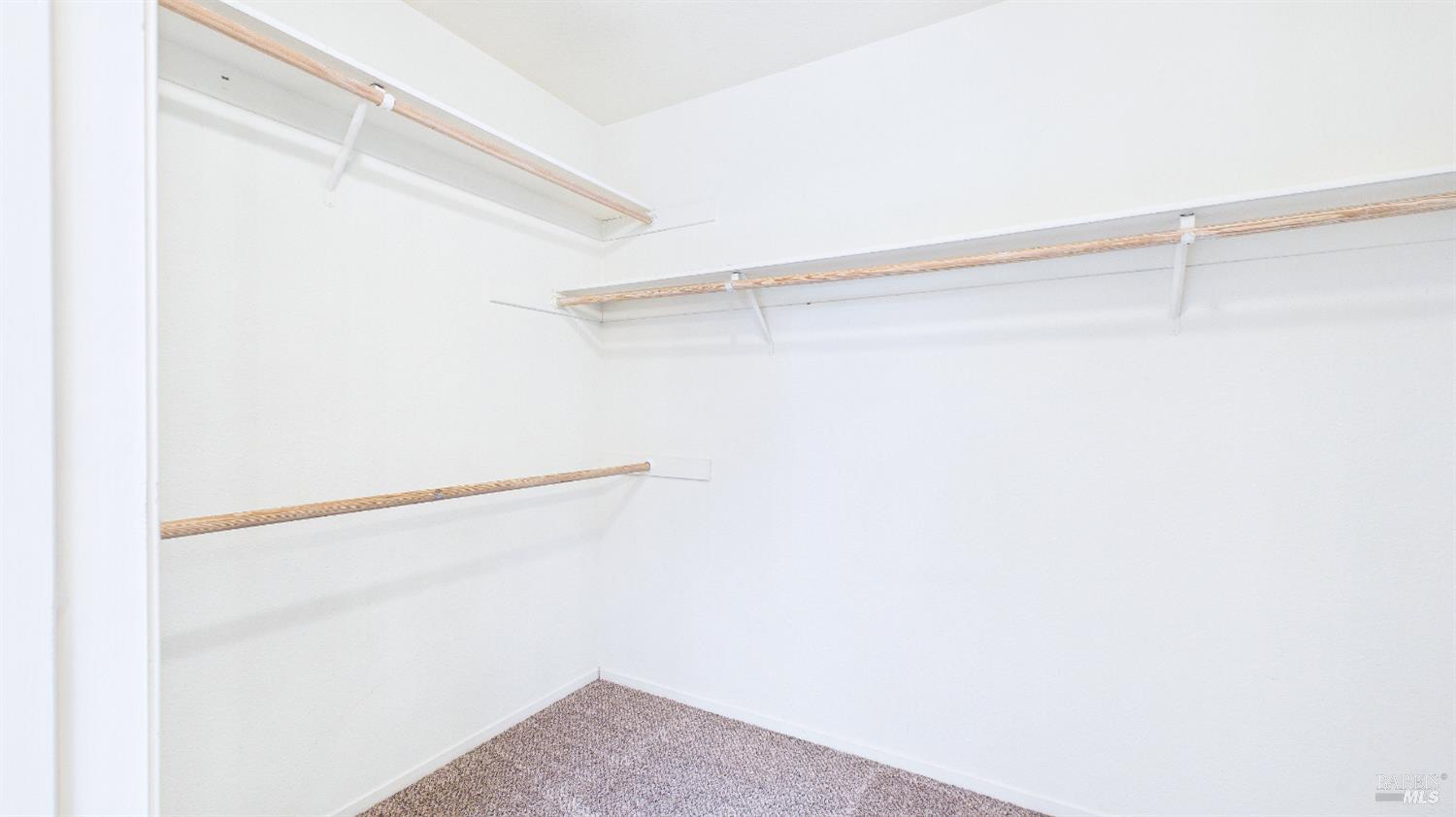 6424 Apollo Place Windsor, CA 95492 - Photo 44 of 45 Primary walk in closet.