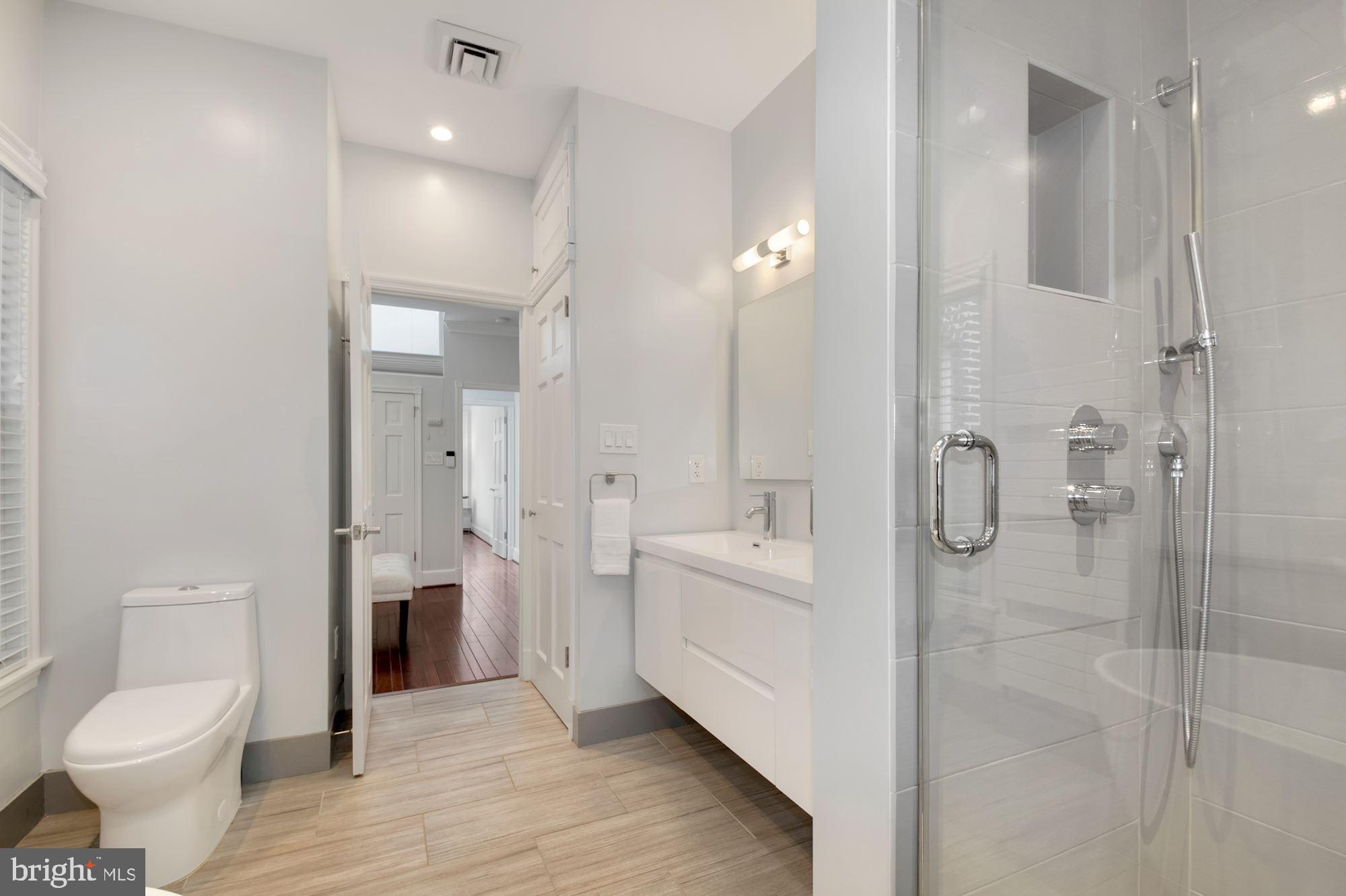 1019 30th Street Northwest Washington, DC 20007 - Photo 25 of 42