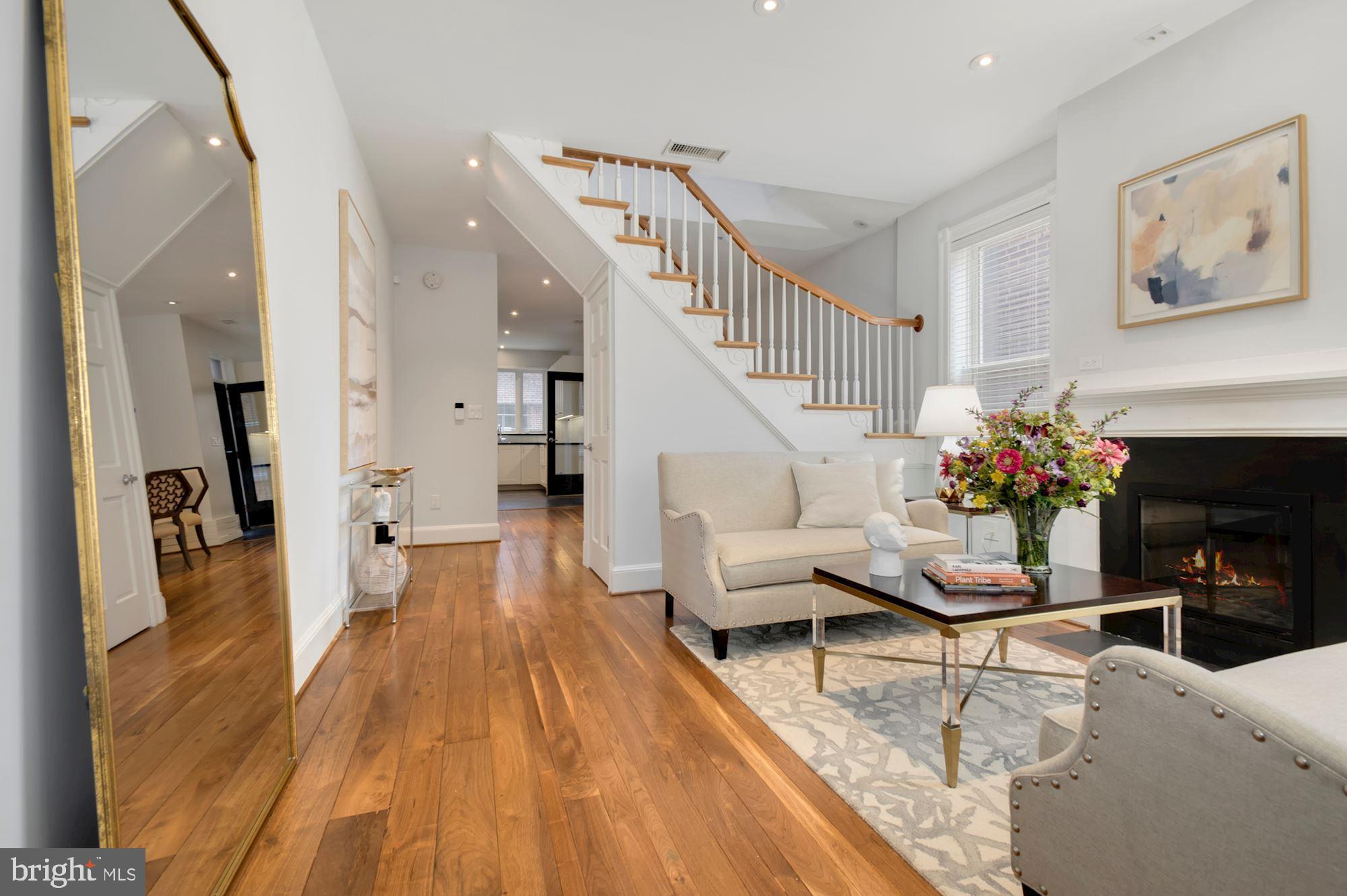 1019 30th Street Northwest Washington, DC 20007 - Photo 5 of 42