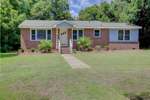 1047 Windward Road Charleston, SC 29412 - Photo 1 of 34 1047 Windward (1)0001