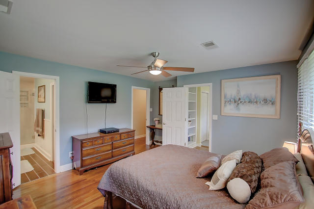 1047 Windward Road Charleston, SC 29412 - Photo 10 of 34 1047 Windward (5)0005