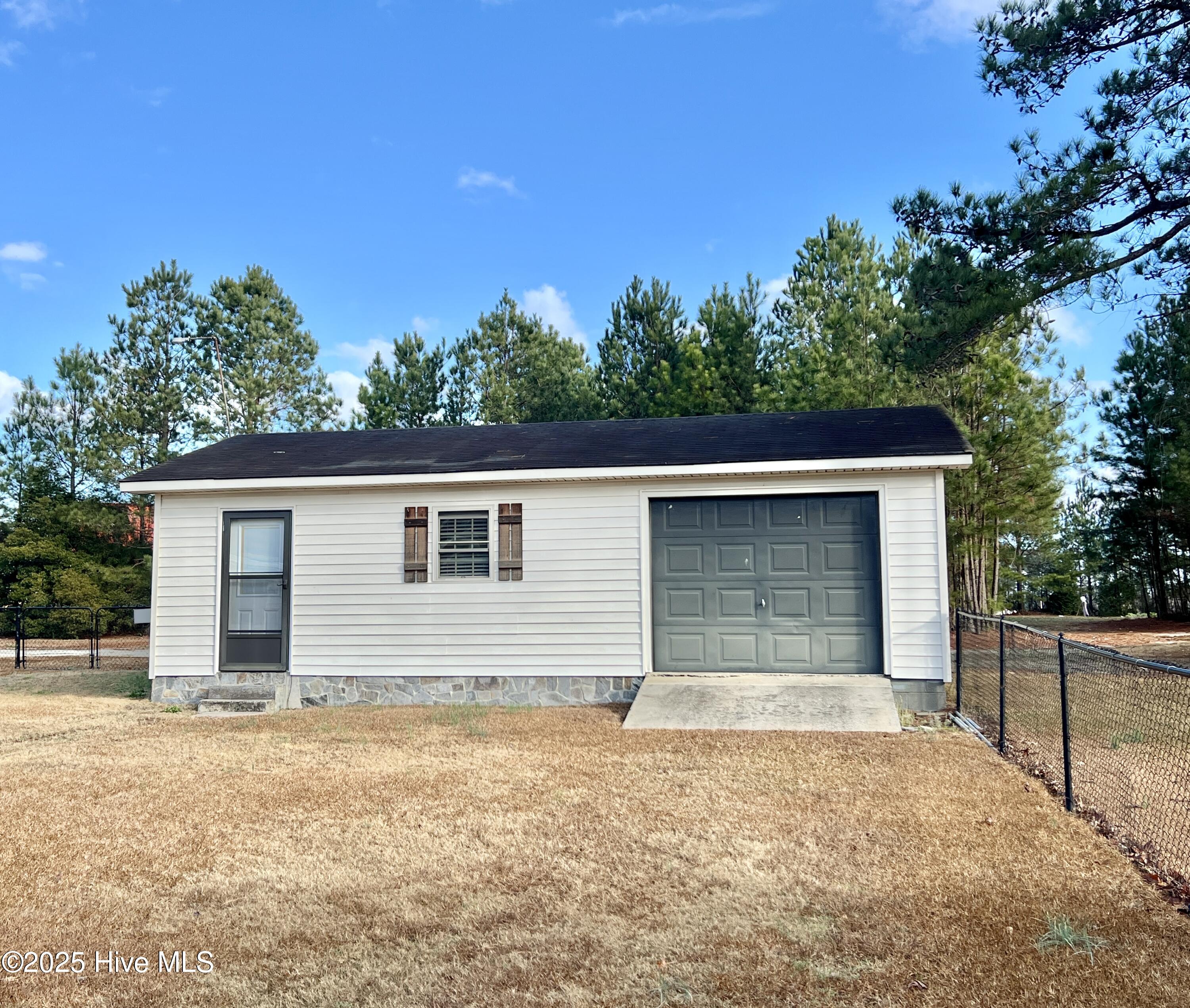 1300 Bethlehem Road Rocky Mount, NC 27803 - Photo 4 of 26 IMG_3219