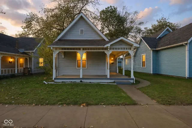$185,800 | 813 Cottage Avenue, Columbus, IN 47201