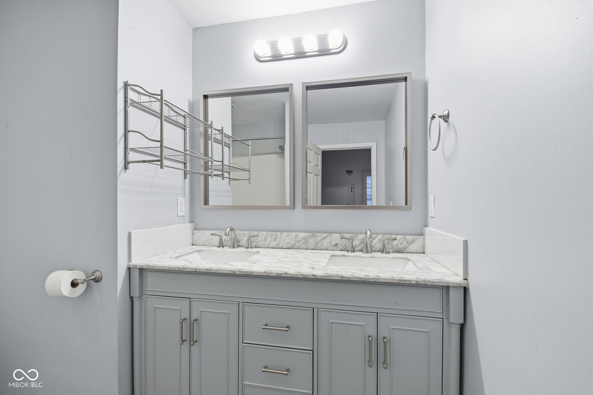 813 Cottage Avenue Columbus, IN 47201 - Photo 12 of 23