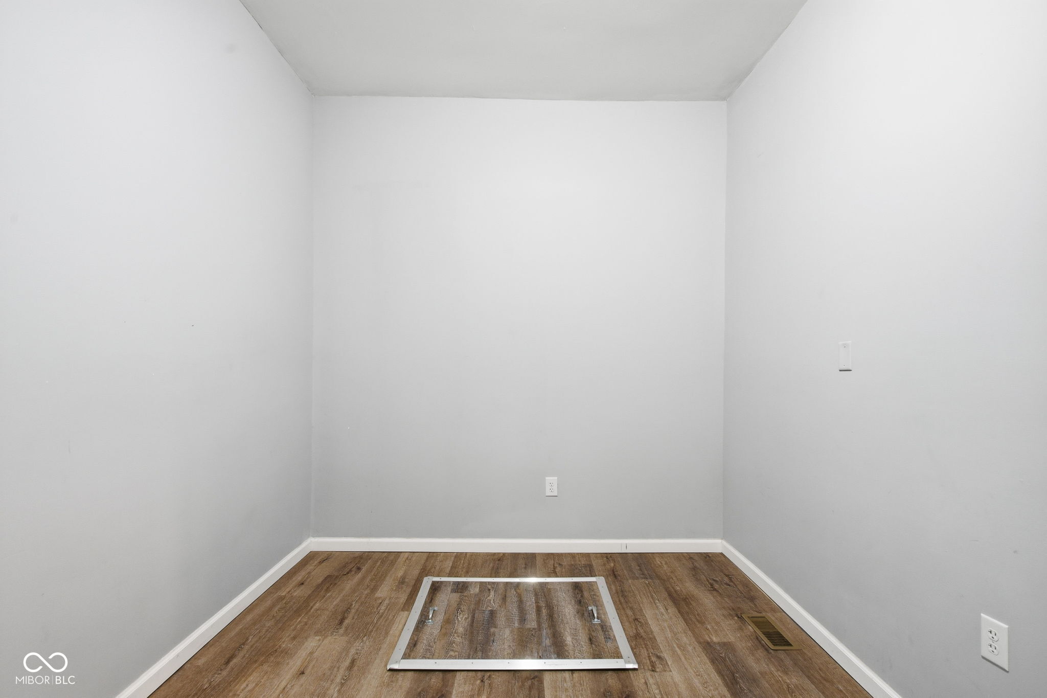 813 Cottage Avenue Columbus, IN 47201 - Photo 13 of 23