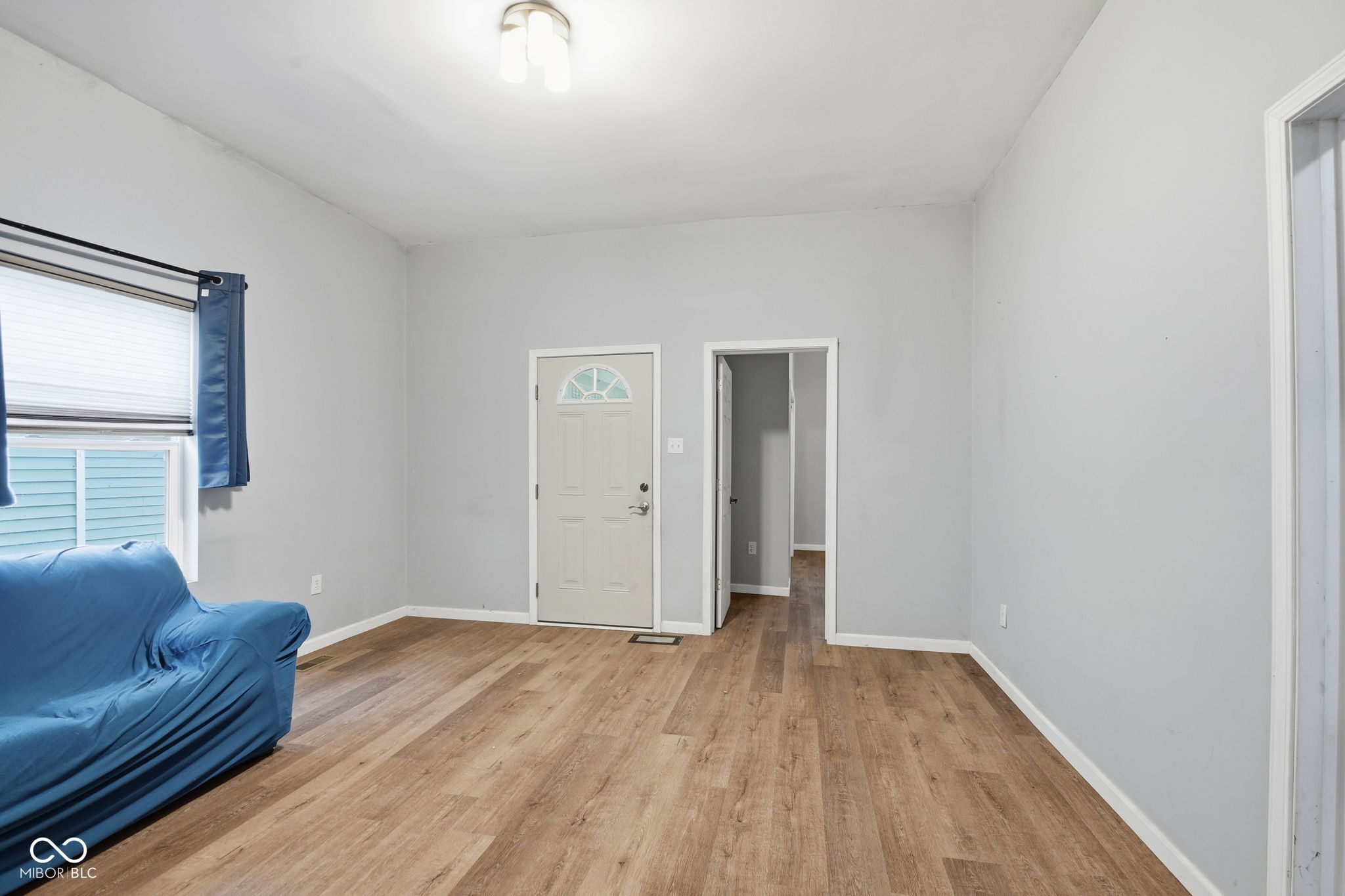 813 Cottage Avenue Columbus, IN 47201 - Photo 5 of 23