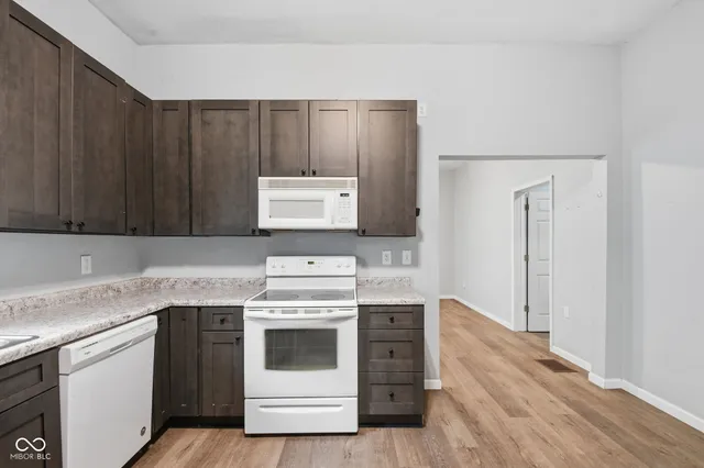 $185,800 | 813 Cottage Avenue, Columbus, IN 47201