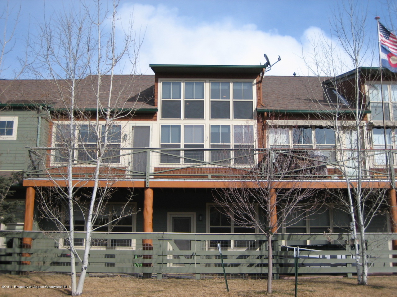546 Evans Court Basalt, CO 81621 - Photo 1 of 6 a view of a large building