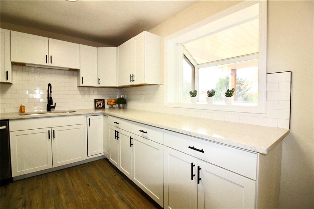 38 Highbury Road Cheswick, PA 15024 - Photo 11 of 47 PLENTY of cabinets for all your cooking supplies.