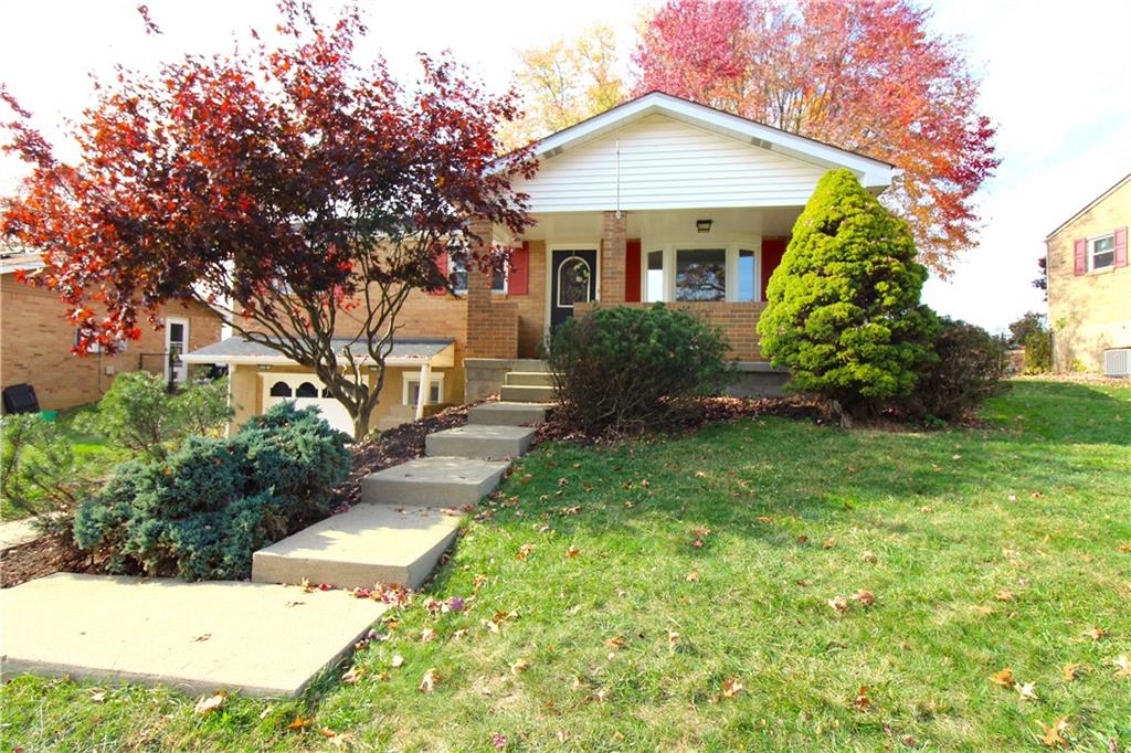 38 Highbury Road Cheswick, PA 15024 - Photo 3 of 47 Covered front porch.