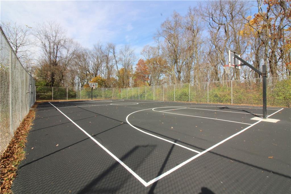 38 Highbury Road Cheswick, PA 15024 - Photo 47 of 47 And even a basketball court in the park located across the street!