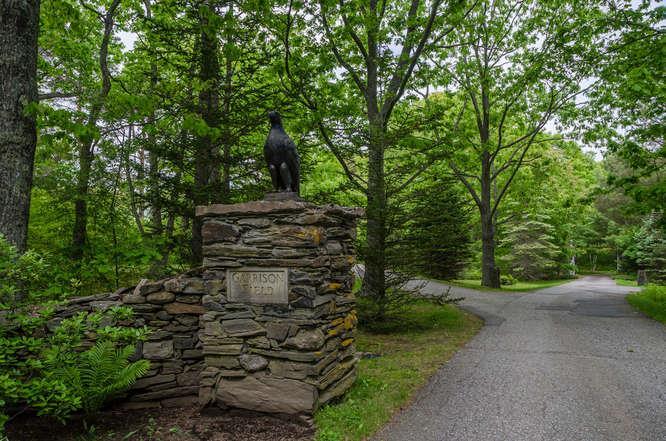 402 Pulpit Rock Road Cape Elizabeth, ME 04107 - Photo 2 of 34 Entry