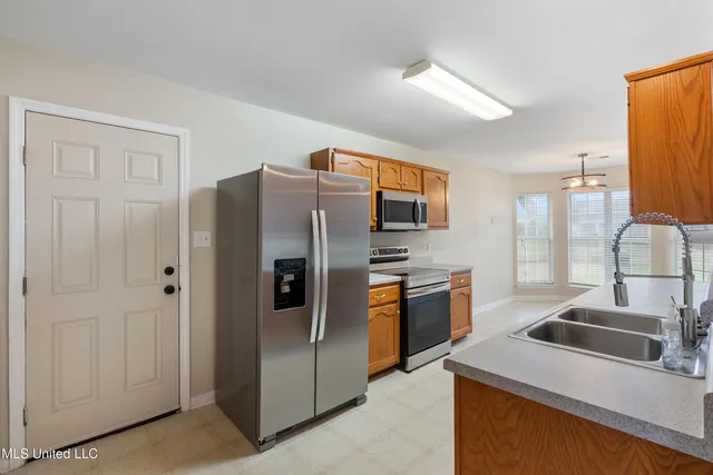 $205,000 | 167 Orange Drive, Senatobia, MS 38668