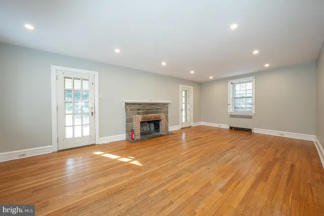 $4,000 | 625 Chelten Hills Drive, Elkins Park, PA 19027