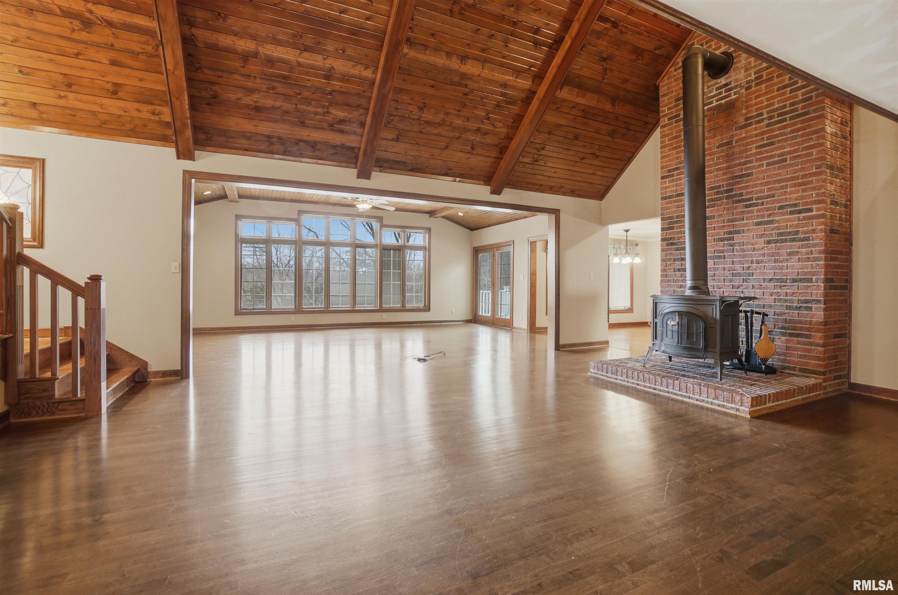 777 Partridge Point Road Metamora, IL 61548 - Photo 6 of 45