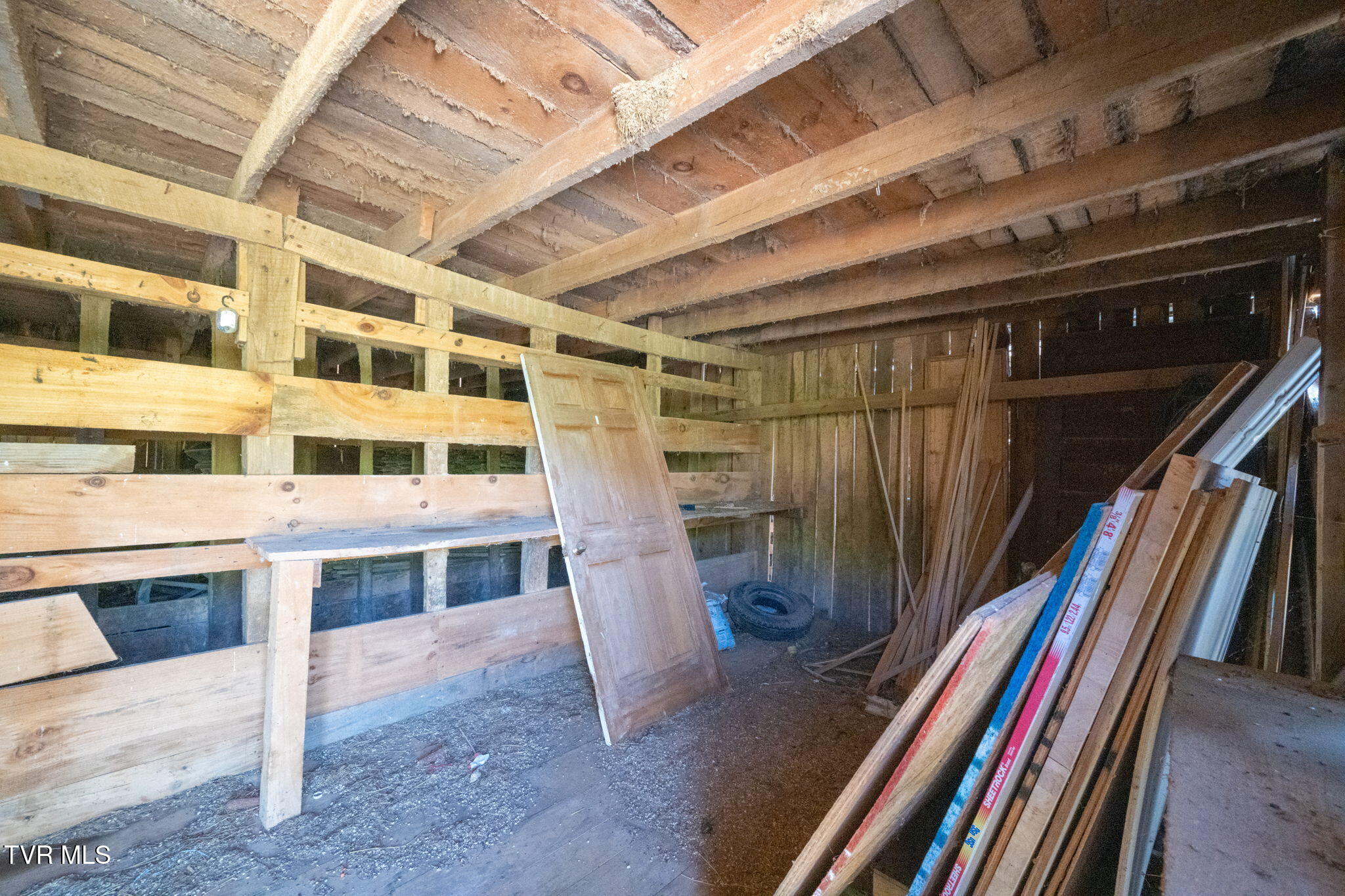 1458 Dry Hill Road Butler, TN 37640 - Photo 28 of 55 17-web-or-mls-EXT_1861