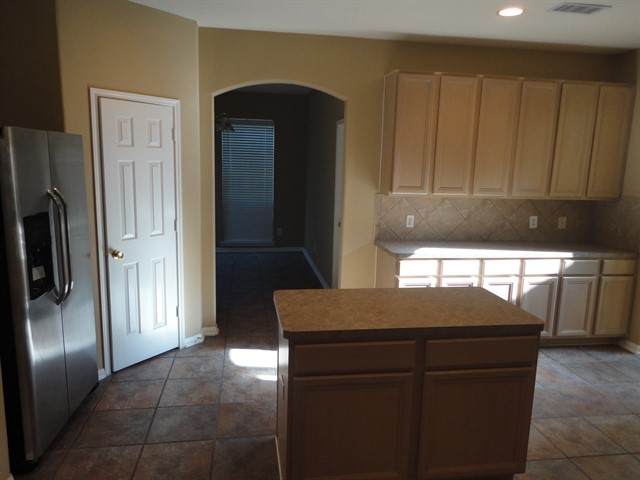 710 Single Pine Court Spring, TX 77373 - Photo 3 of 15 Gallery Image 3