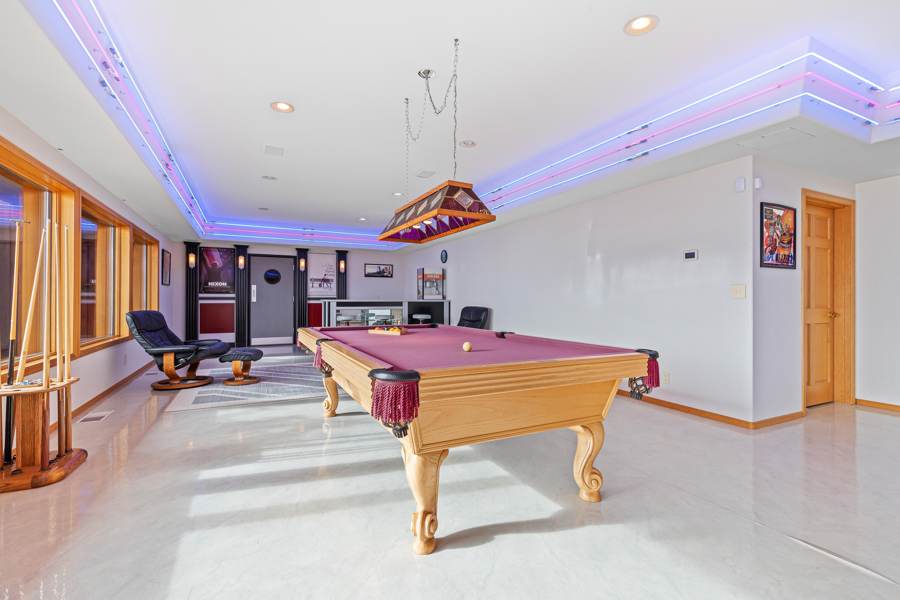 6380 Tunnel Loop Road Grants Pass, OR 97526 - Photo 53 of 83 Game Room